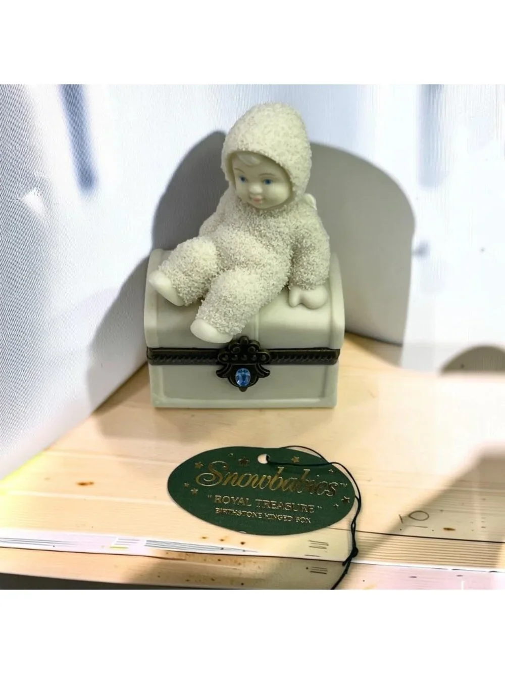 Dept 56 Snowbabies Royal Treasure March Aquamarine Trinket Box Figurine 2000